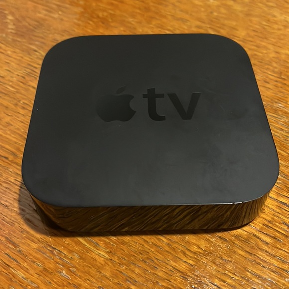 Apple TV 2nd Generation Digital HD - Picture 2 of 2